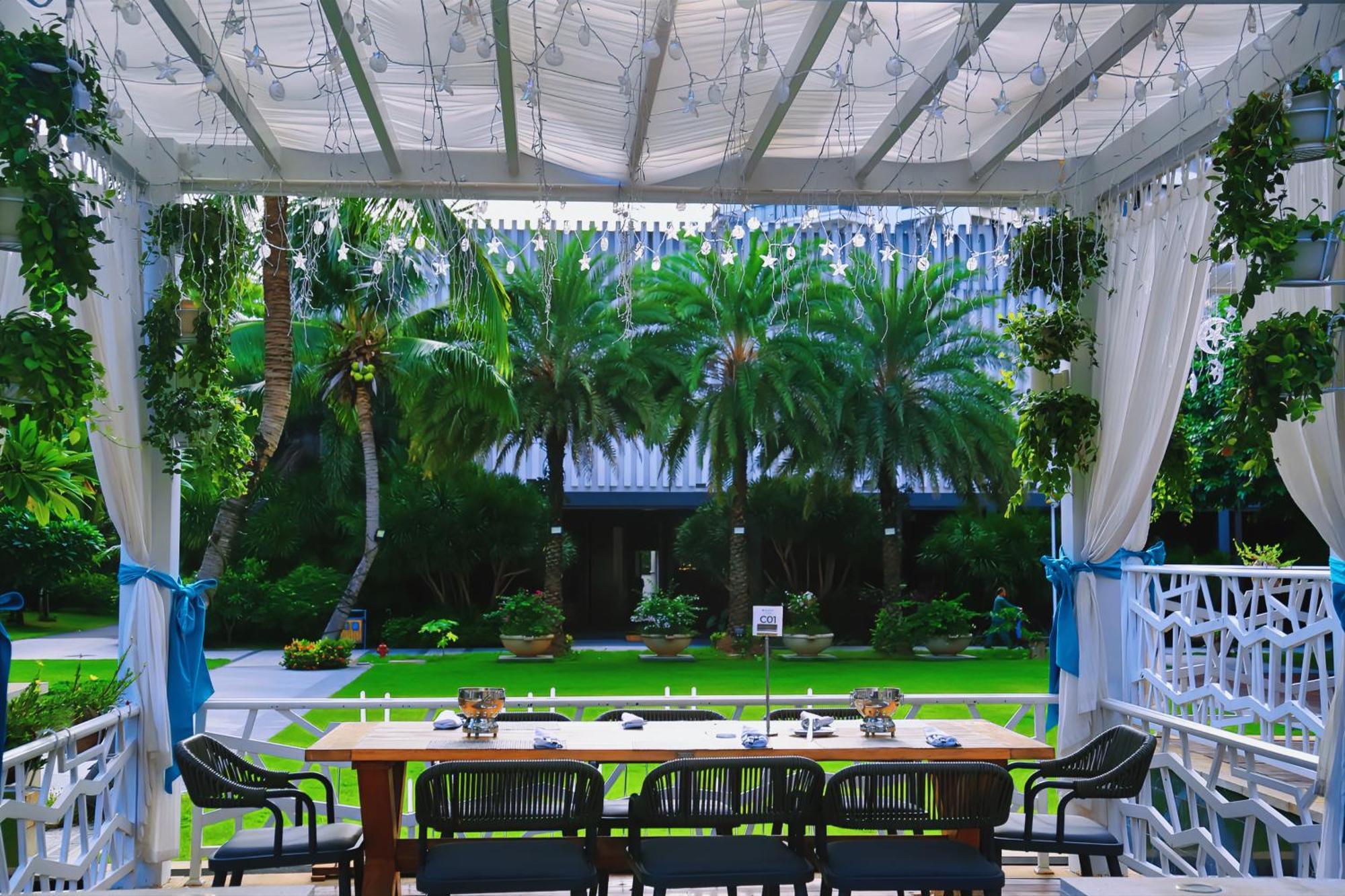 Wyndham Sanya Bay Hotel Exterior photo