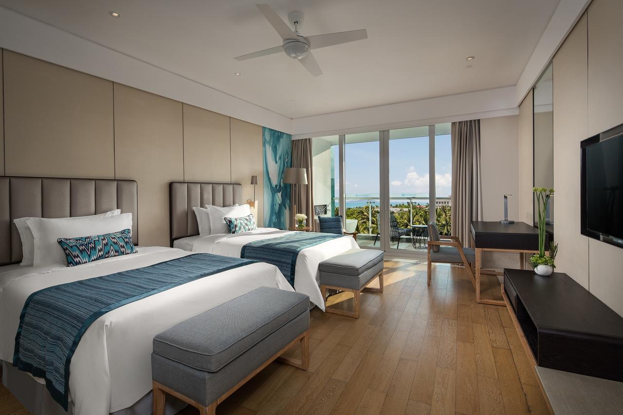 Wyndham Sanya Bay Hotel Exterior photo